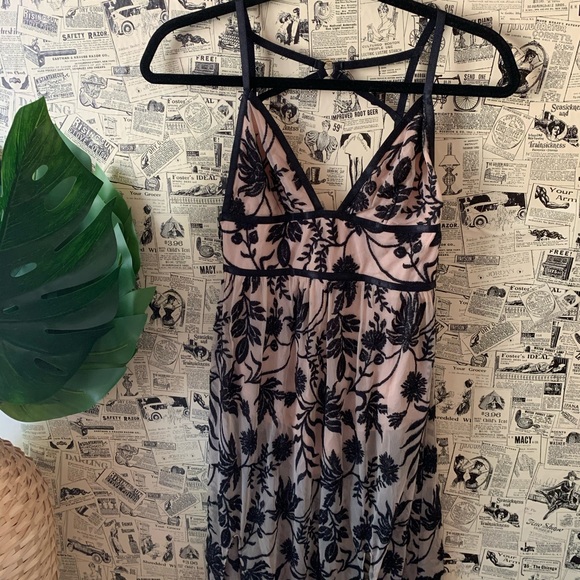 Somedays Lovin' Dusk Black Nude Embroidered Dress - Picture 5 of 14